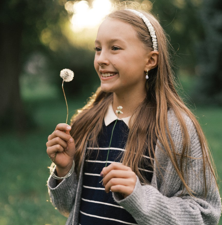 31 Daily Gratitude Questions for Kids | Build Thankful Hearts