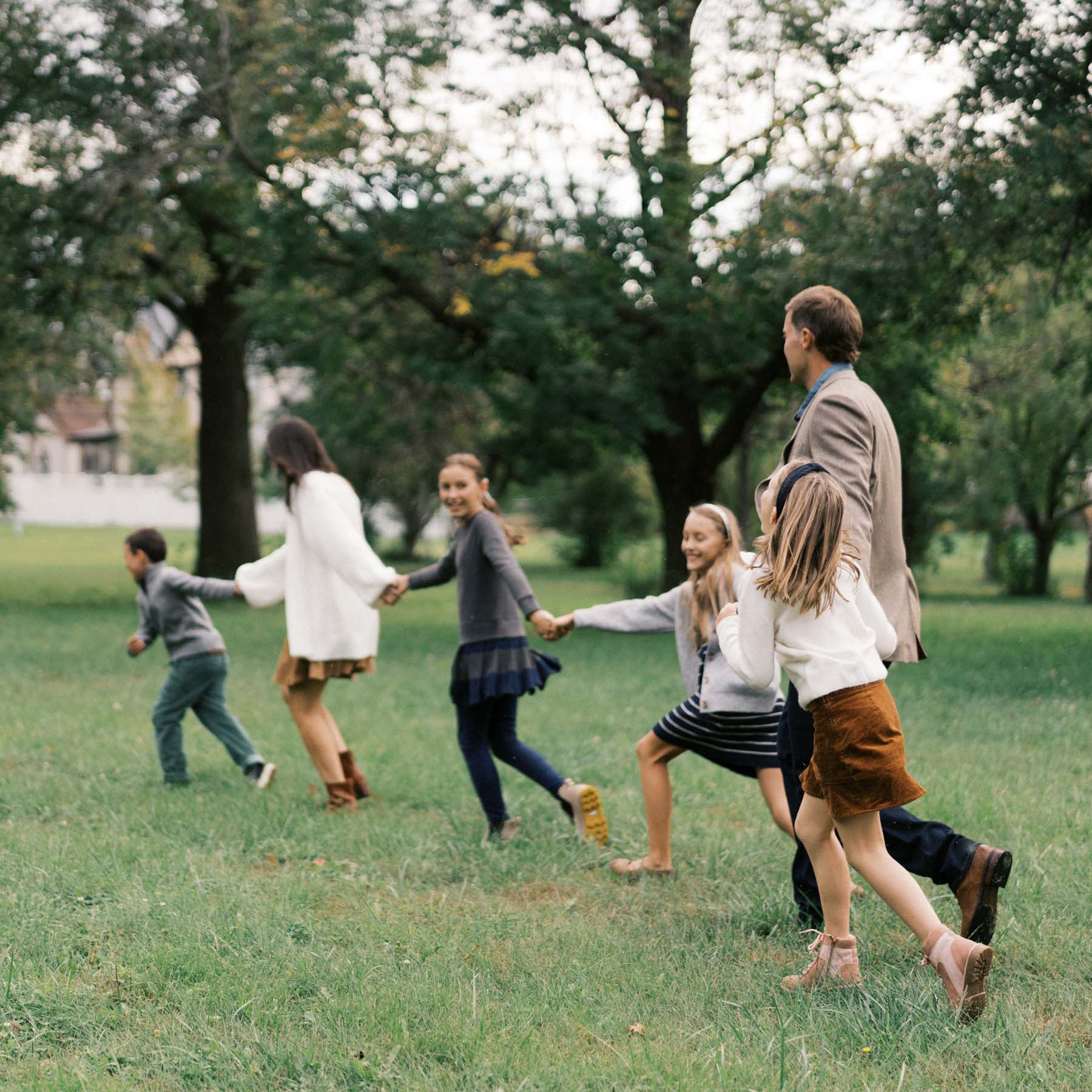 17 Simple Family Rituals That Strengthen Connection